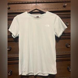 Women’s The North Face dry fit style shirt